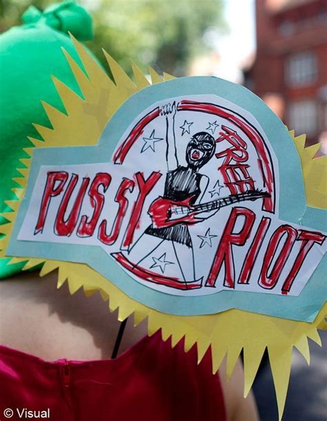 Une mère et sa fille tuées au nom des Pussy Riot Elle