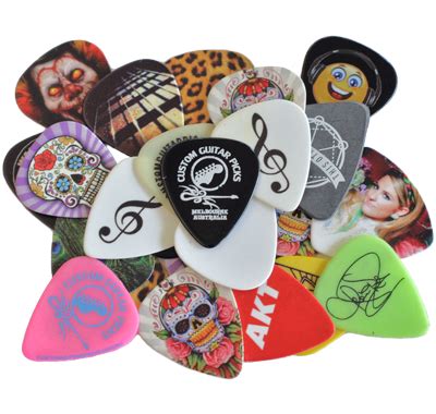 Custom Guitar Picks : Latest