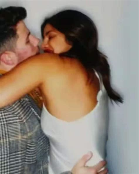 Priyanka Chopra And Nick Jonas Will Melt Your Hearts With Their Cute And Hot Couple Photos