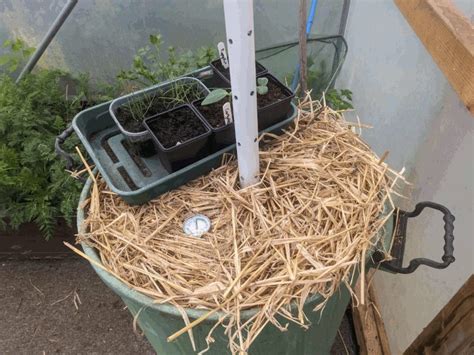 How to Make An Easy Garbage Bin Composter - Total Cost $0.00!