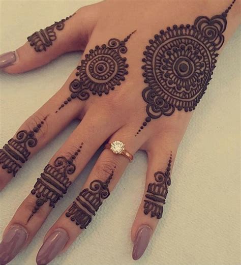 Pin Van Fariha Sajid Op Mehandi Dpz Design Henna Patronen Henna