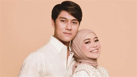 7 Gaya Pemotretan Lesty Kejora Dan Rizky Billar Untuk Lagu Pernikahan