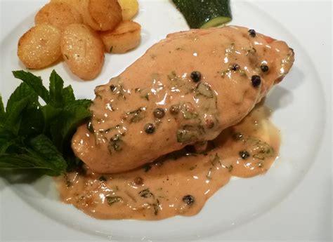 Filet De Poulet Sauce Au Poivre La Recette Facile Par Toqu S Cuisine