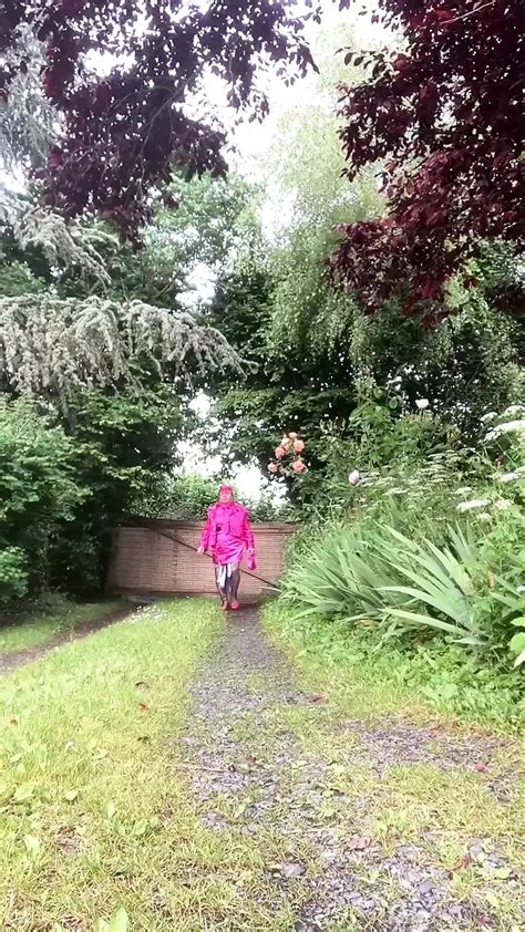 In Fuchsia Flight Attendant Outfit For An Evening Gay Amateur Porn Feat Soumise Xhamster