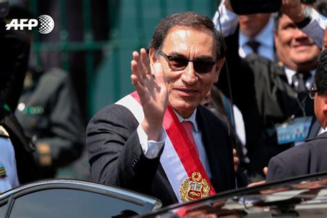 Fiscalía de Perú reabre investigación contra expresidente Martín Vizcarra