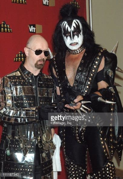 El Descanso Del Escriba El Cumplea Os De Rob Halford Y De Gene Simmons