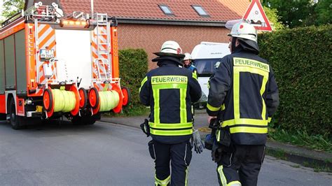 Küchenbrand in Halle Bewohner versuchen Flammen selbst zu ersticken