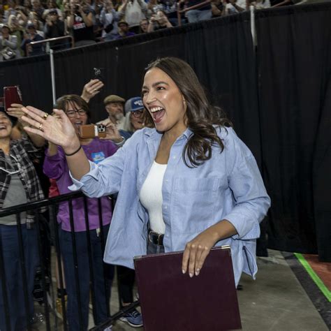 bernie sanders net wealth 1