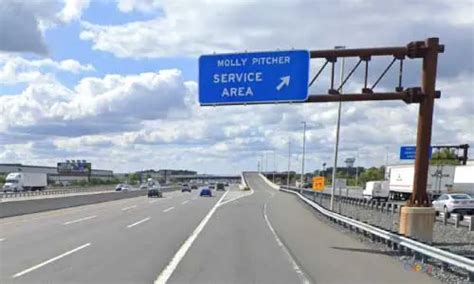 NJ New Jersey Turnpike Molly Pitcher Service Plaza Southbound MM 71 ...