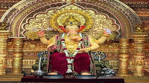 ganesh chaturthi  mumbais lalbaugcha raja idol unveiled
