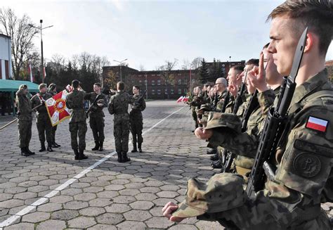 Przysięga wojskowa Terytorialsów w 82 batalionie lekkiej piechoty w