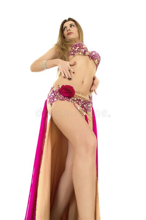 Danzatore Biondo Di Bellezza Costume Orientale Rosso Dell Arabia