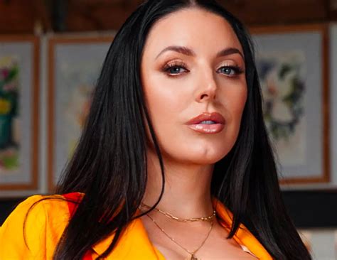 Angela White — Onlyfans Biography Net Worth And More