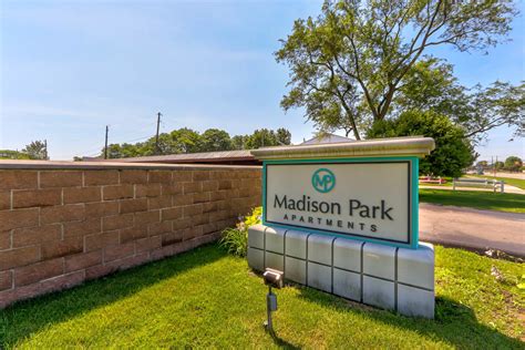 Madison Park Apartments - Madison Heights, MI 48071