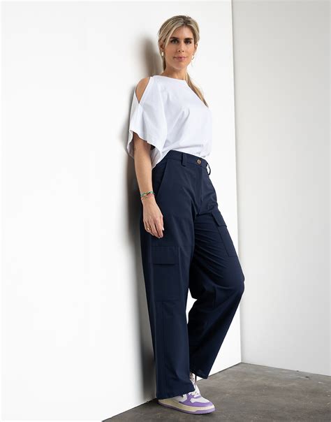 Nude Shoulder Cuts Top Off White De Beste Style Secrets