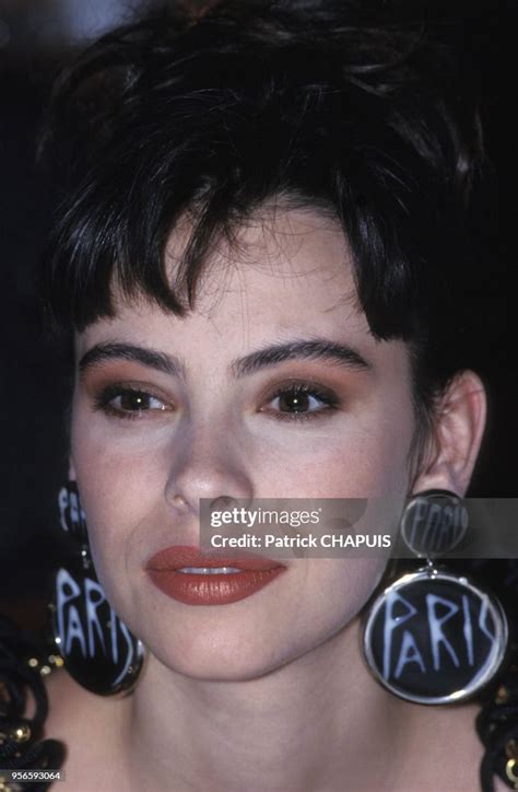 Portrait De L Actrice Française Mathilda May En 1988 Pendant Le News Photo Getty Images