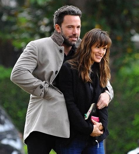 Ben Affleck And Jennifer Garner Like A Perfect Fall Photo Shoot Love Storylainey Gossip