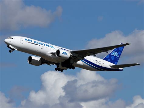 F Omay Boeing Air Austral Boeing Er Air Austral Flickr