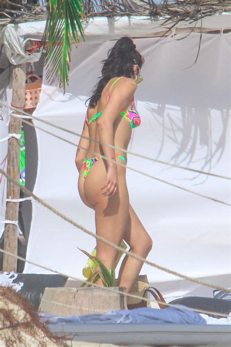 Dua Lipa S Acid Bikini And A Sexy Body That Supermodels Will Envy Pics The Fappening