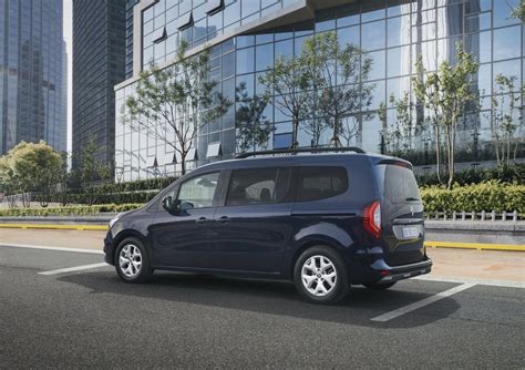 Prihaja Novi Renault Grand Kangoo Revija Tranzit