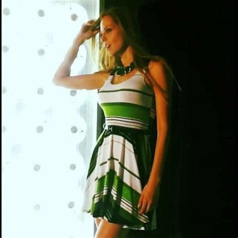 Hot And Sexy Laura Acuna Photos ThBLOG