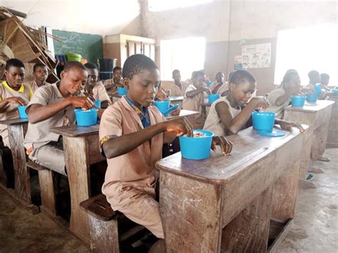 Programme De Cantines Scolaires Au B Nin Les Femmes Cuisini Res