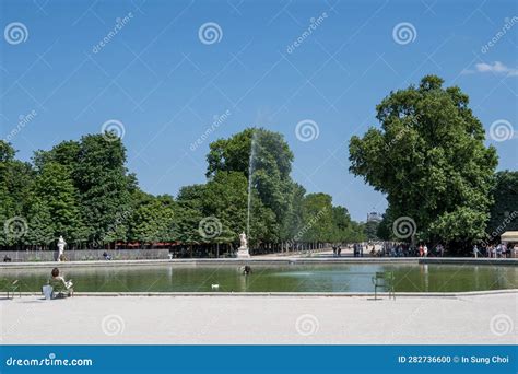 Tuileries garden park editorial image. Image of graden - 282736600