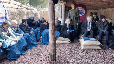 Birinci Dünya Savaşı'nda şehit düşen tıbbiyeliler Çanakkale'de a…