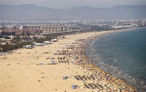 Malvarrosa Nacida Del Agua Nacimiento De La Malvarrosa Valencia Actua