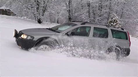 Volvo XC70 In Deep Snow Volvo AWD Winter Drive Uphill YouTube