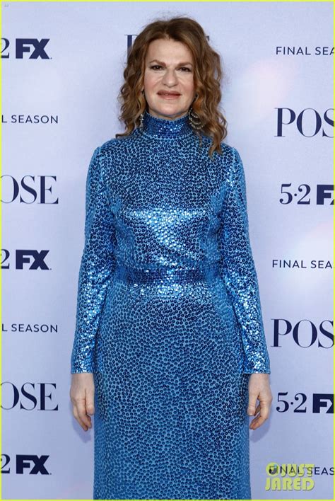 Photo Pose Season Red Carpet Premiere Nyc Photo Just