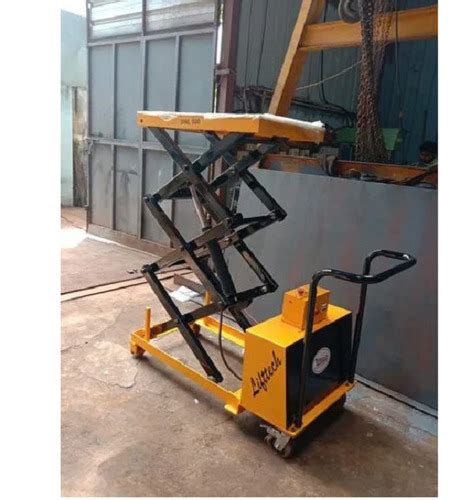 Lift Tech Highly Durable Hydraulic Mobile Scissor Lift At Best Price In