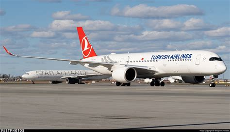 TC LGA Airbus A350 941 Turkish Airlines MingyaoLeonardo JetPhotos