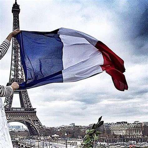 Attentats à Paris Hommages des chefs