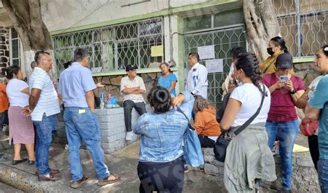 Toman Colonos Tanques Y Oficinas De Capach Y Bloquean Calle Para Exigir