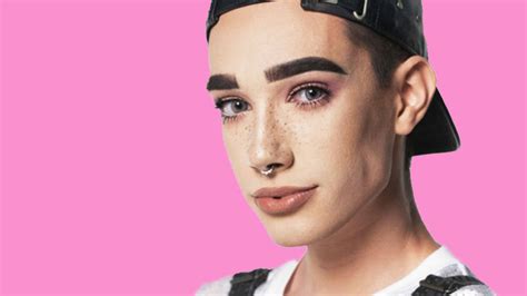 CoverGirl’s First Male Model Took His Senior Portrait With a Ring Light - Galore