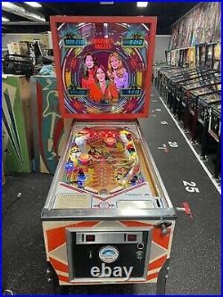 1978 Gottlieb Charlies Angels Pinball Machine Cheryl Ladd Jaclyn Smith