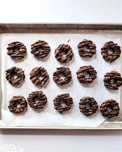 Samoas Cookies Recipe (Girl Scout Copycat) - Mom Foodie