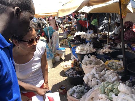 Market Day in Mbour, Sénégal | spicebox travels