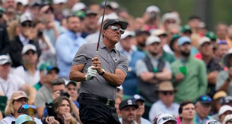 Mickelson Back At Masters After Year Away From Augusta - SwingU Clubhouse