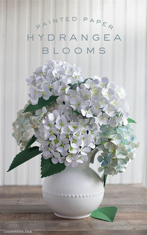 Make These Gorgeous Paper Hydrangeas Paper Flowers Paper Flowers Diy