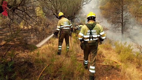 Los Bomberos Forestales Piden Que Las Condiciones De Su Trabajo Se Paguen