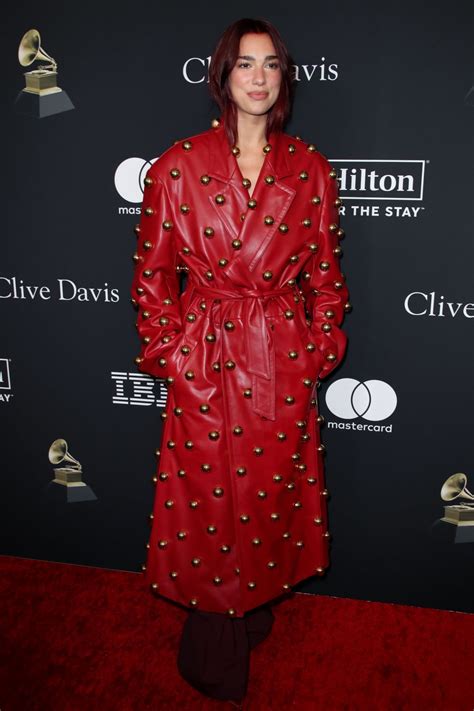 Dua Lipa Página 67