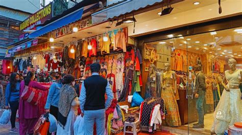 Lajpat Nagar Market: Shopper Guide for Delhites - DelhiSnap