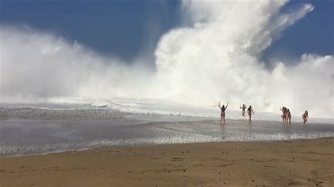 Giant Wave Crash Lumaha I Beach In Kauai Hawaii Madness Inside