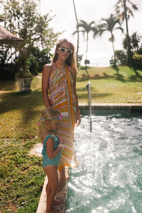 20250419 Jb Jade Bikini Xirena Pants 1007616 Julia Berolzheimer