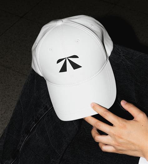 Roadbloc • ONE AND ONE