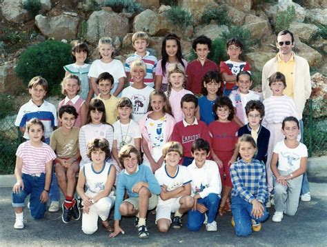 Photo De Classe Cm De Ecole Jean Giono Copains D Avant