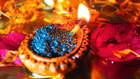 Happy Choti Diwali 2022: Check Date, Shubh Muhurat, Puja Vidhi and ...