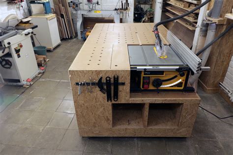 How I Made My New Mobile Workbench With Built In Dewalt Table Saw